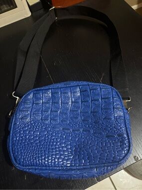 Blue Croc-Embossed Crossbody Bag with Adjustable Strap